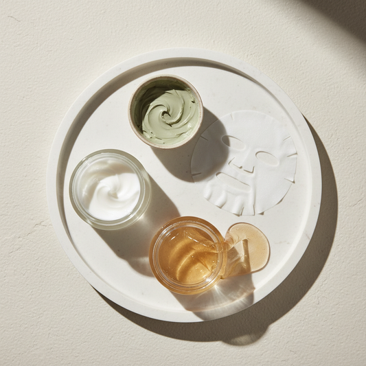 Découvrez les Secrets des Masques Visage : Argile, Tissu et Peel-off
